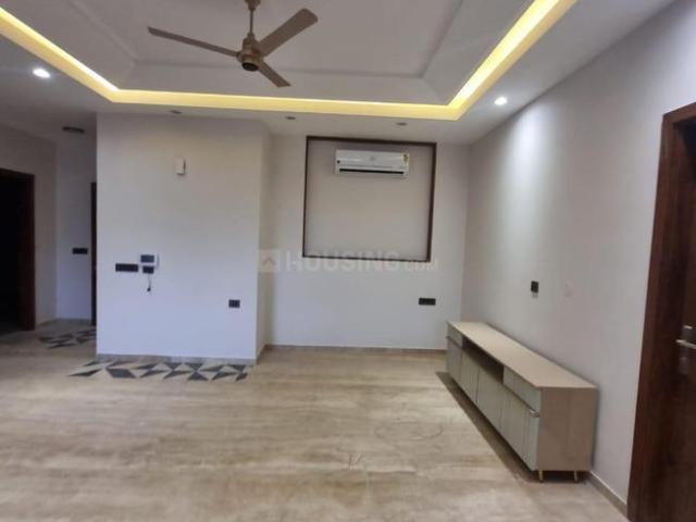 6 BHK Independent House in Sector 15A for resale Noida. The reference number is 13329285