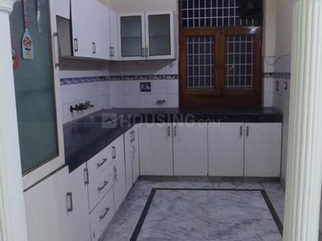 6 BHK Independent House in Sector 31 for resale Noida. The reference number is 20282847