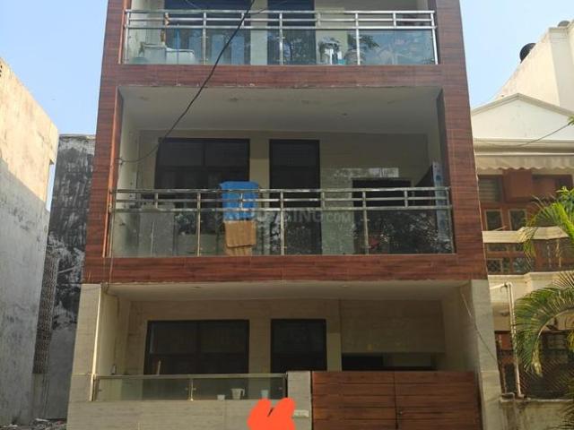 6 BHK Independent House in Sector 41 for resale Noida. The reference number is 20145807