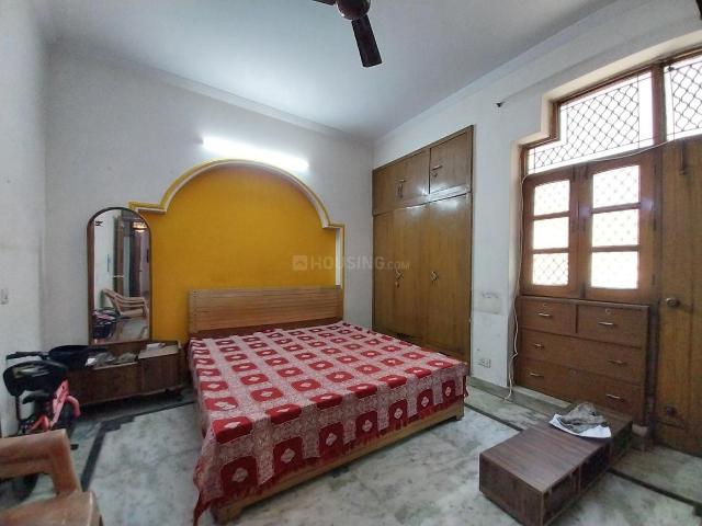 6 BHK Independent House in Sector 41 for resale Noida. The reference number is 20447205