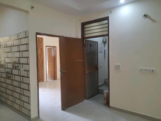 6 BHK Independent House in Sector 49 for resale Faridabad. The reference number is 20483204