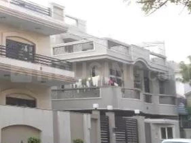 6 BHK Independent House in Sector 51 for resale Noida. The reference number is 20472222