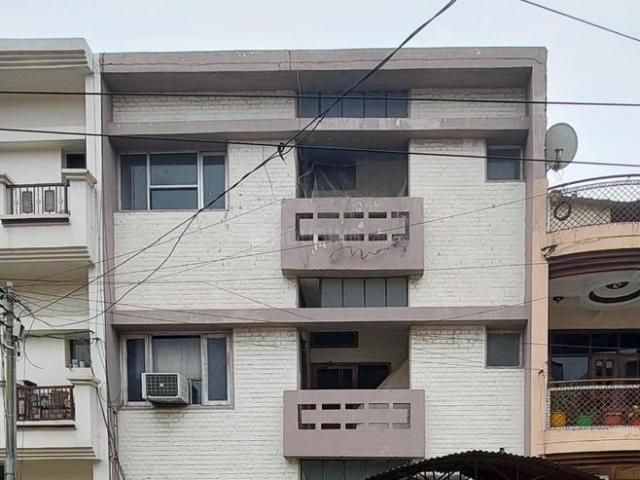 6 BHK Independent House in Sector 60 for resale Sahibzada Ajit Singh Nagar. The reference number is 16638150