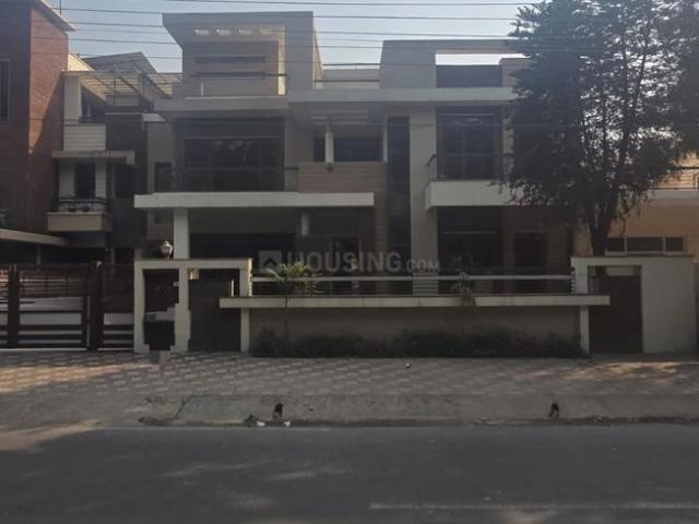 6 BHK Independent House in Sector 61 for resale Mohali. The reference number is 18837346