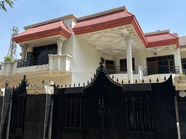 6 BHK Independent House in Sector 64 for resale Mohali. The reference number is 20127753