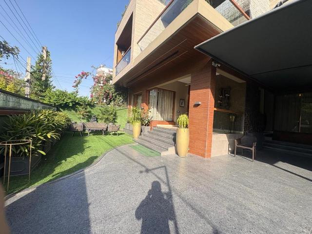 6 BHK Independent House in Sector 69 for resale Mohali. The reference number is 20155978