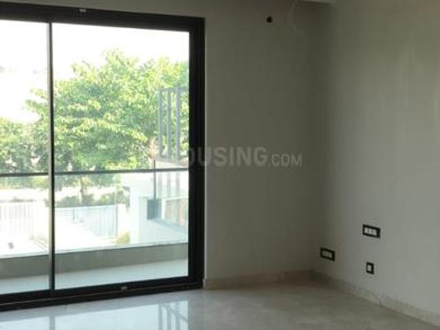 6 BHK Independent House in Sector 78 for resale Mohali. The reference number is 19855999