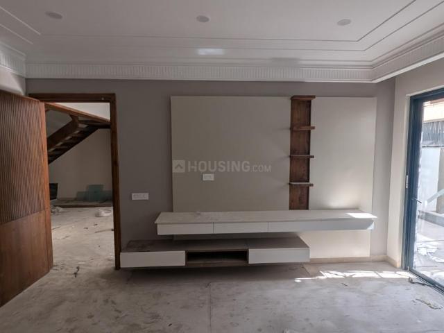 6 BHK Independent House in Sector 80 for resale Sahibzada Ajit Singh Nagar. The reference number is 16899977