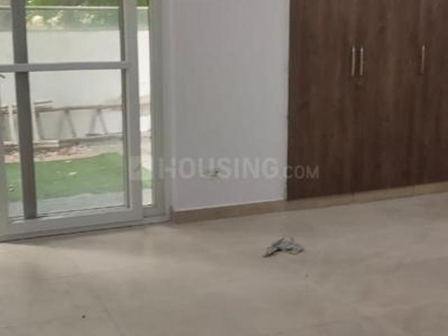 6 BHK Independent House in Sector 92 for rent Noida. The reference number is 20110260
