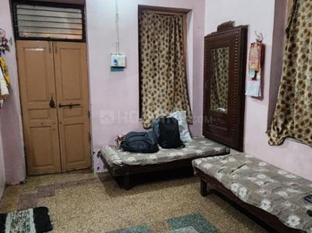 6 BHK Independent House in Shahpur for resale Ahmedabad. The reference number is 20318487