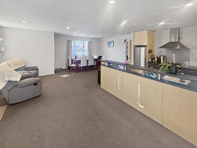 6 Bibiana Street, Aidanfield, NZ 8025