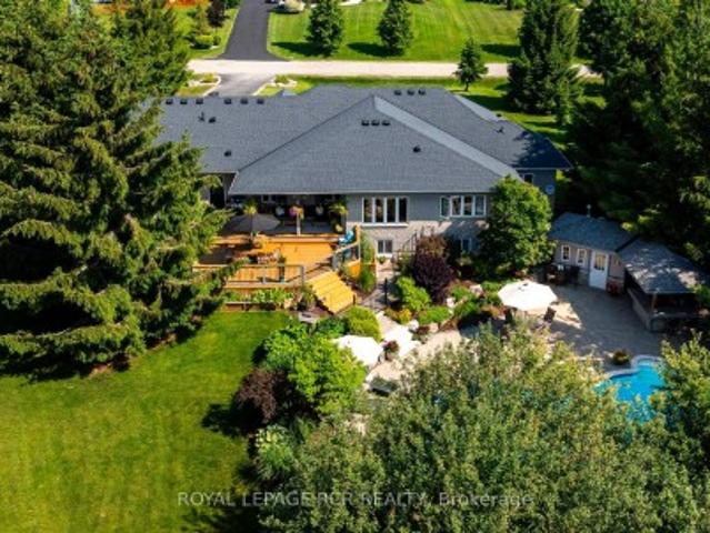 6 Brookhaven Crescent, East Garafraxa, ON, L9W 7L9 Luxury House for sale | Listing ID X13512 | Royal LePage Carriage Trade Luxury Properties