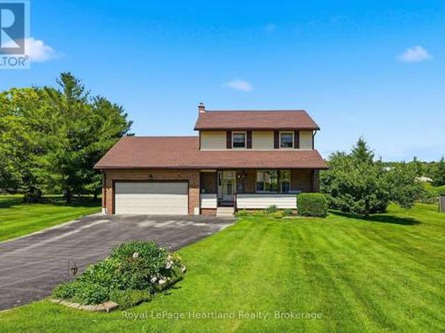 6 Brown Street N, Minto, ON, N0G 1M0 house for sale | Listing ID X13497 | Royal LePage