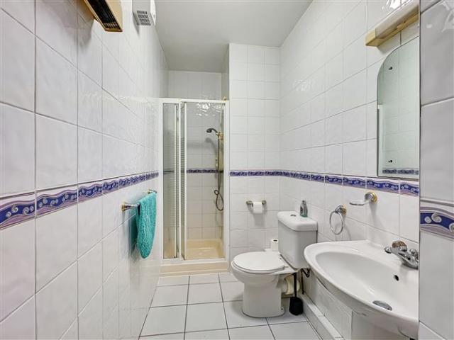 6 Cuirt Eanna, The Long Walk, Galway City Mullery Auctioneers Ltd 4920 MyHome. Ie Residential