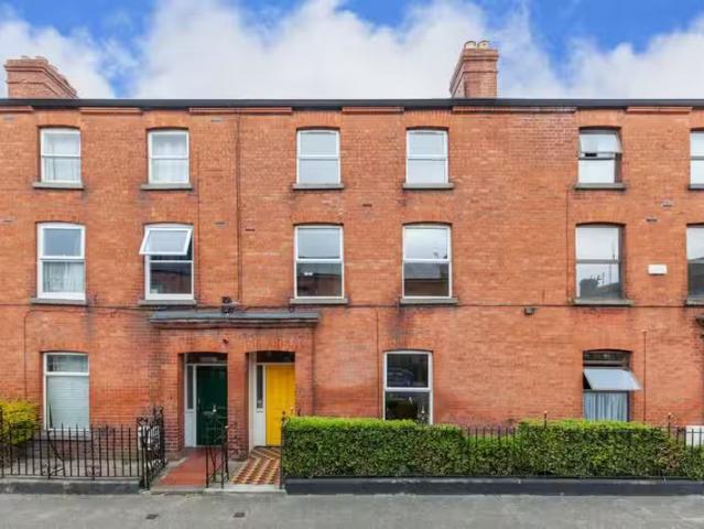 6 Cabra Park, Phibsboro, Dublin 7