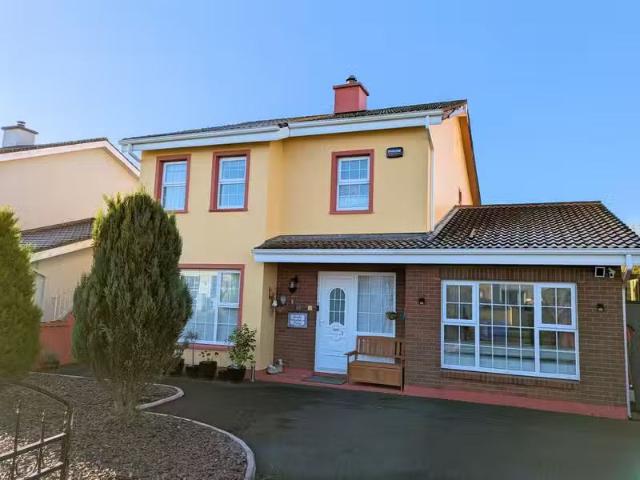 6 Cahercalla Estate, Ennis, Co. Clare, V95ETD7 is for sale