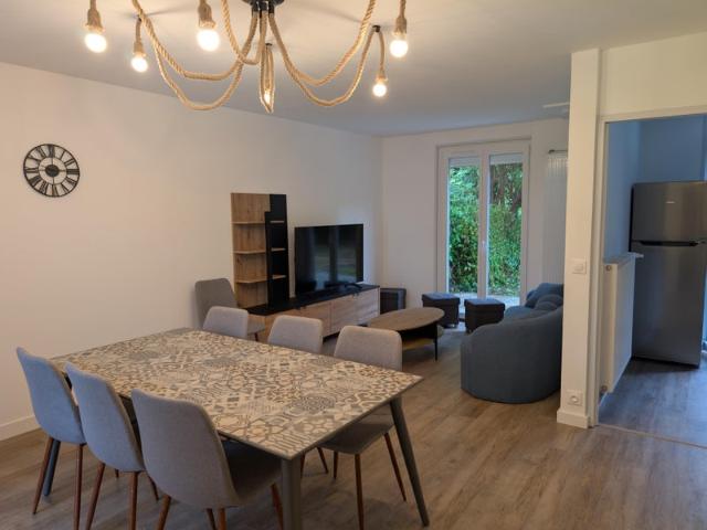 6 CHAMBRES COLLOCATION