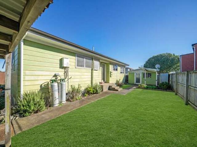6 Clark Street, Manurewa, Manukau City