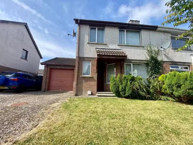 6 Copeland Road