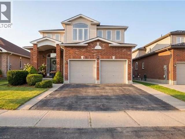 6 Country Clair Street, Kitchener, ON, N2A 4J9 house for sale | Listing ID 40853 | Royal LePage