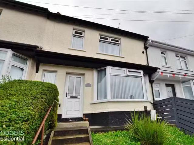 6 Crumlin Gardens