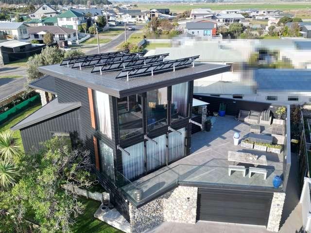 6 Dawson Street, Foxton Beach, Horowhenua