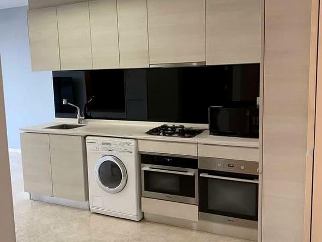 6 Derbyshire D11, Condominium