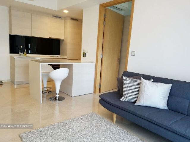6 Derbyshire D11, Condominium