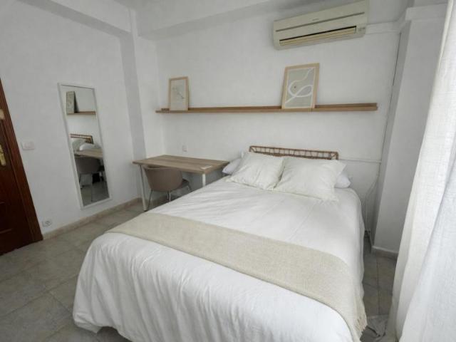 6 Dormitorio Apartamentos Madrid Madrid 102661260