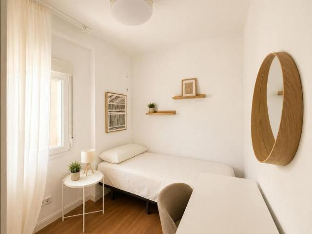 6 Dormitorio Apartamentos Madrid Madrid LS102716877