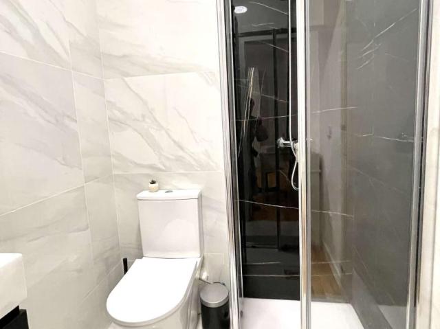6 Dormitorio Shared Living/Roommate Madrid Madrid 100234380