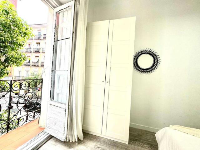 6 Dormitorio Shared Living/Roommate Madrid Madrid 100232738