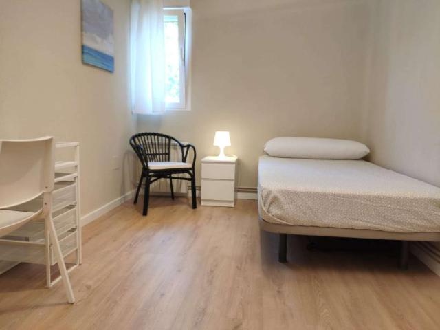6 Dormitorio Shared Living/Roommate Madrid Madrid 102115046