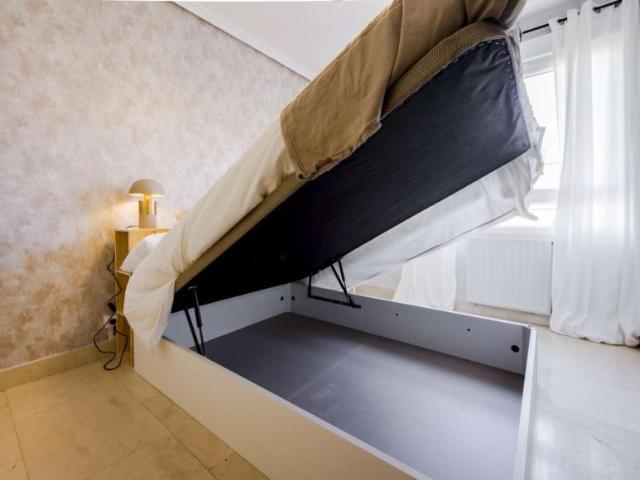 6 Dormitorio Shared Living/Roommate Madrid Madrid 102663710