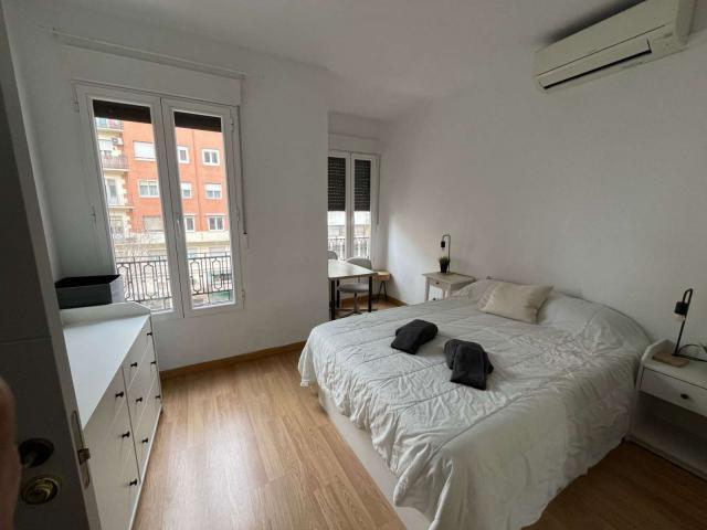 6 Dormitorio Shared Living/Roommate Madrid Madrid 82375988