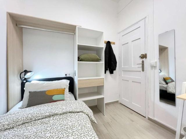6 Dormitorio Shared Living/Roommate Madrid Madrid 98498385