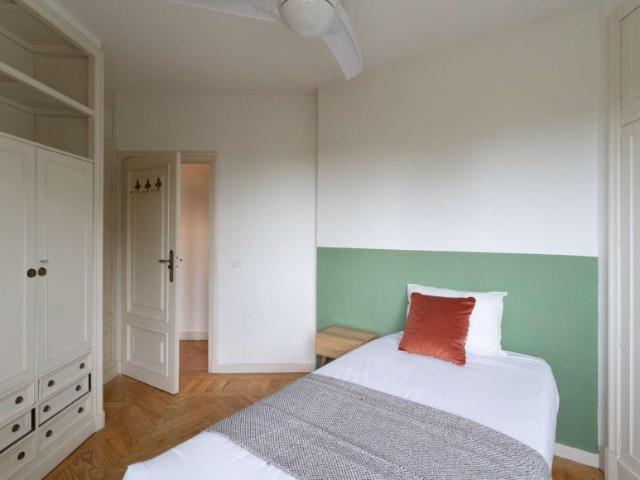 6 Dormitorio Shared Living/Roommate Madrid Madrid 98343497