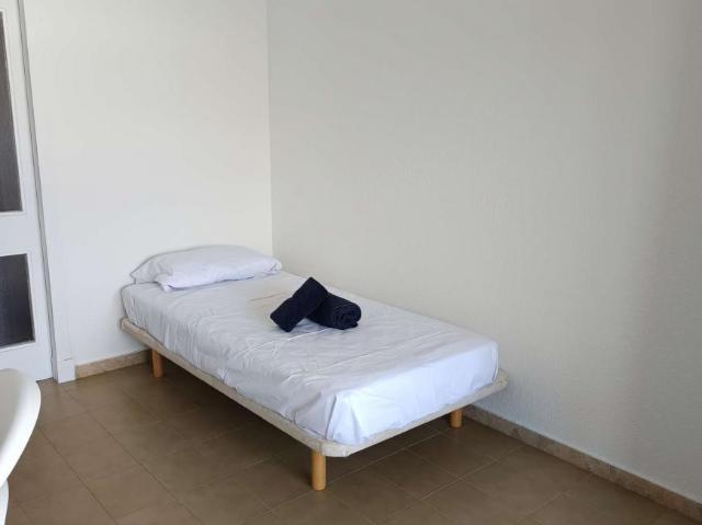 6 Dormitorio Shared Living/Roommate Almeria Almeria 90642026