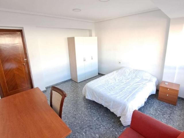 6 Dormitorio Shared Living/Roommate Valencia Valencia 103925579