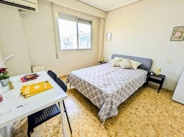 6 Dormitorio Shared Living/Roommate Valencia Valencia 104365482