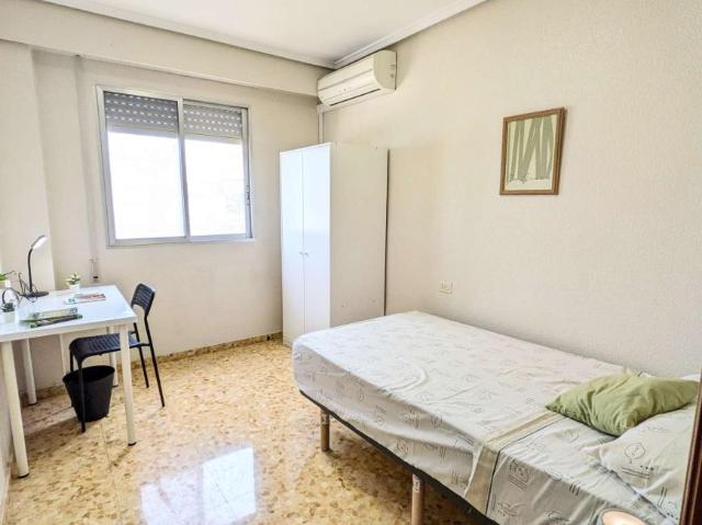 6 Dormitorio Shared Living/Roommate Valencia Valencia 104365488