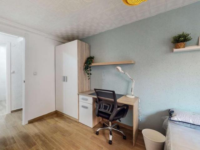 6 Dormitorio Shared Living/Roommate Valencia Valencia 104845776