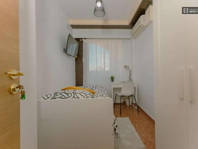 6 Dormitorio Shared Living/Roommate Valencia Valencia 75515404