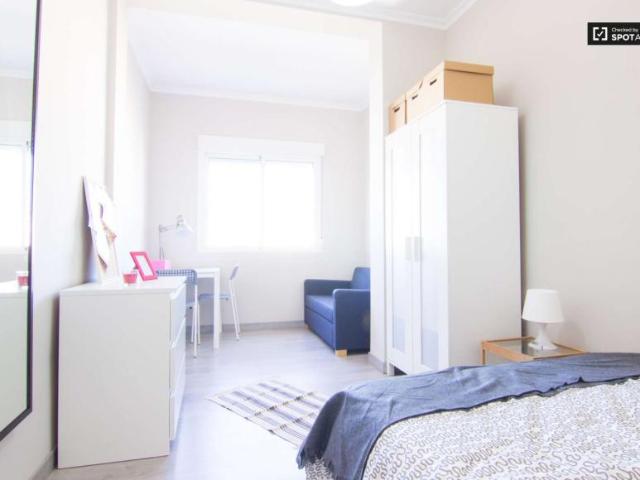 6 Dormitorio Shared Living/Roommate Valencia Valencia 91327141
