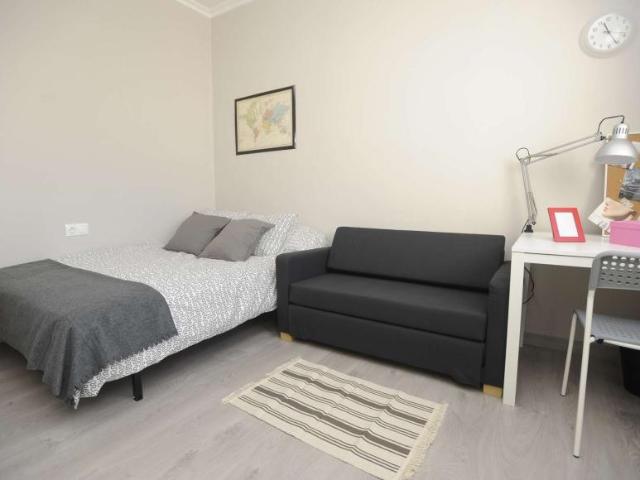 6 Dormitorio Shared Living/Roommate Valencia Valencia 91327178