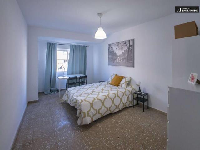 6 Dormitorio Shared Living/Roommate Valencia Valencia 91327683