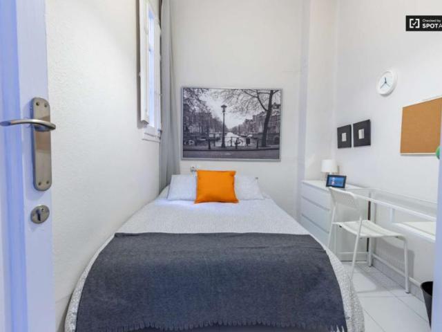 6 Dormitorio Shared Living/Roommate Valencia Valencia 91327837