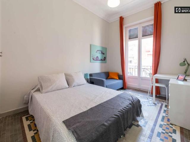 6 Dormitorio Shared Living/Roommate Valencia Valencia 91328888