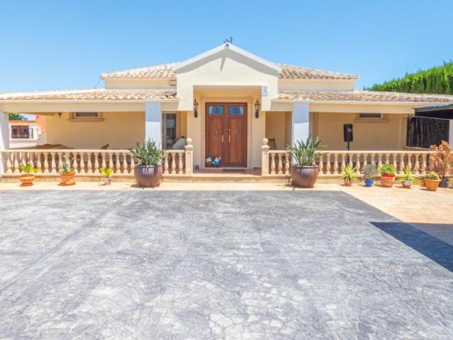 6 Dormitorio Villa Heredades Alicante 96285971