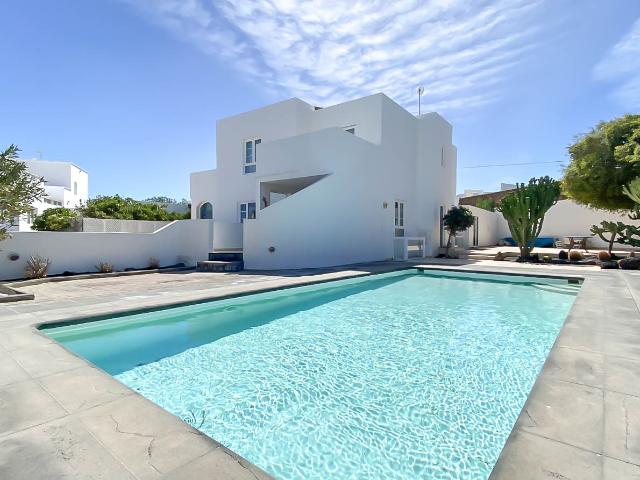 6 Dormitorios Villa Lanzarote Venta